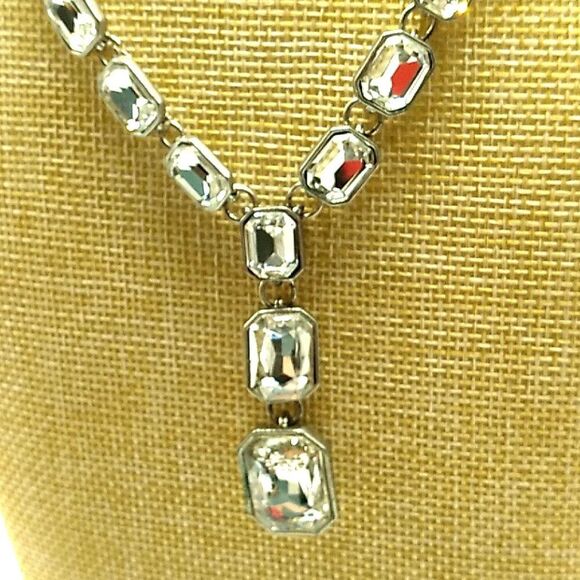 Vintage Monet AB Faceted Crystal Rhinestone Necklace Silver Tone Signed - Picture 9 of 15